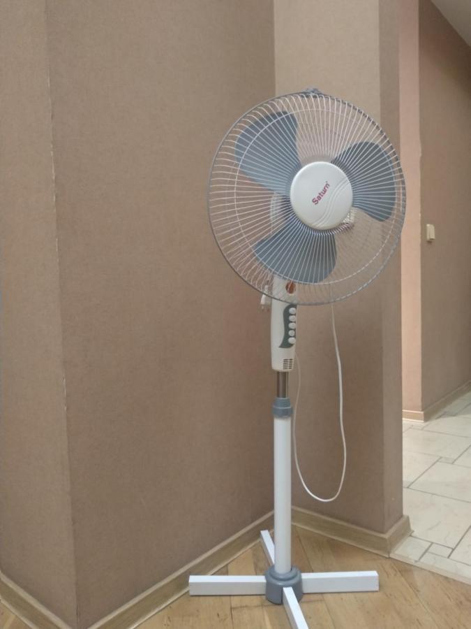 Центр, Євгена Коновальця, 3 Lägenhet Lutsʼk Exteriör bild